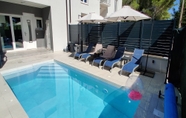 สระว่ายน้ำ 4 Apartment 'holiday Above Dubrovnik'