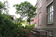 Common Space Unique Group Accommodation for up to 32 People in the Centre of Enkhuizen