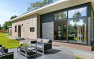 Others 6 Modern Chalet With Nice Sliding Doors, Near Lochem