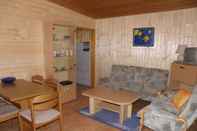Common Space Tidy Furnished Wooden Chalet near Forest