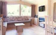 Common Space 5 Carefully Furnished Chalet With a Garden, Close to Nature