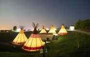 Common Space 6 Indian Village Tipi Tent