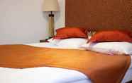 Bilik Tidur 4 Shangri La Rooms - Adults Only