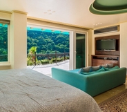 Lainnya 2 Luna Suite With two King Size Beds, With Walk out Terrace Overlooking the Beach