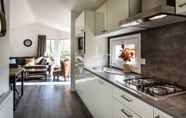 Others 5 Modern Chalet With a Dishwasher, Located in Park De Veluwe