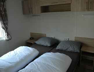 Bilik Tidur 2 Well-furnished Chalet Near the Loonse and Drunense Duinen