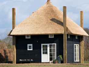 Luar Bangunan 4 Authentically Designed House With Dishwasher, in Twente