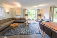 Common Space Luxurious Home, 4 Bathrooms, 4km From Maastricht