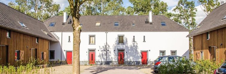 Exterior Luxurious Home, 4 Bathrooms, 4km From Maastricht
