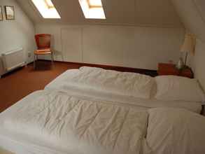 Bedroom 4 Country House With a Terrace Near the Langweerder Wielen