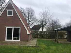 Exterior 4 Comfortable Holiday Home Near the Langweerder Wielen