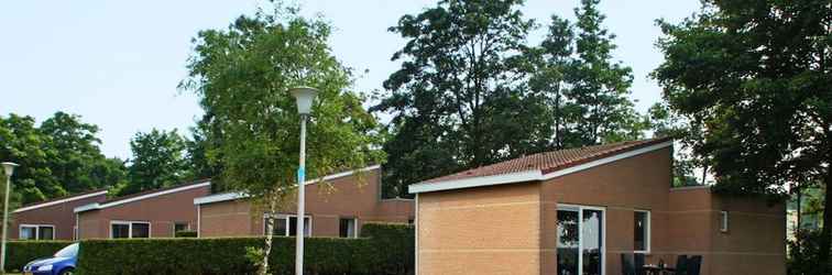 Exterior Detached Bungalow With a Dishwasher at 21 km From Leeuwarden