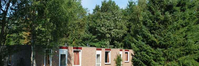 Bangunan Single-storey House With Garden, in a Natural Area