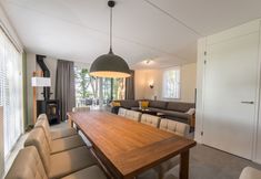 Bedroom 7 Luxurious Villa, Wood Stove, 4 km. From Maastricht