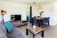 Common Space Modern Chalet With Dishwasher, Only 18 km. From Rotterdam