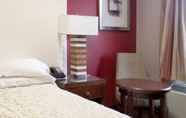 Kamar Tidur 7 Hotel Kent Chatham