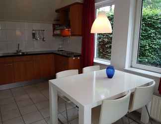 Kamar Tidur 2 Spacious Holiday Home With a Jacuzzi, 20 km. From Assen