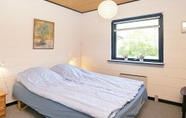 Bilik Tidur 7 Refreshing Holiday Home in Spøttrup near Sea