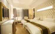 Kamar Tidur 4 Kelly Wah International Hotel