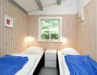 Kamar Tidur 2 5 Person Holiday Home in Vejby