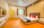 Kamar Tidur 6 Narmada Hills Resort