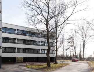 Exterior 2 SleepWell Apartments Tapiola