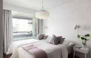 Bedroom 2 SleepWell Apartments Tapiola