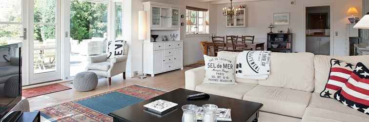 ล็อบบี้ Lovely Holiday Home in Vejby Denmark With Terrace