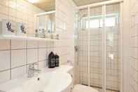 Toilet Kamar Lovely Holiday Home in Vejby Denmark With Terrace