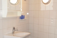 In-room Bathroom 5 Person Holiday Home in Kärna