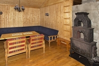 Common Space 14 Person Holiday Home in Åseral