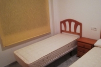 Kamar Tidur Garbi Salinas