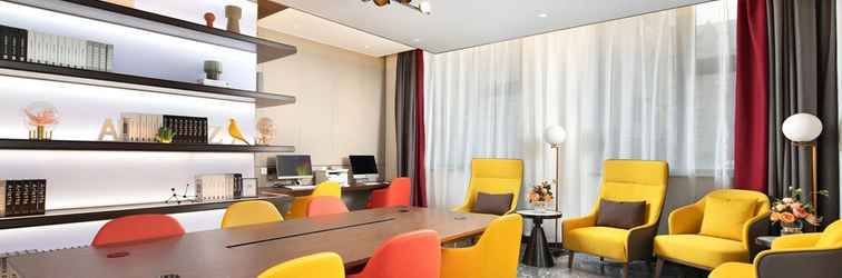 Lobi Hampton by Hilton Changchun Ziyou Road