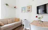 Common Space 3 Isola View Renovated Apartment
