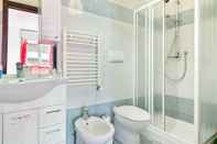 In-room Bathroom Milano-Rubattino Budget Apartment