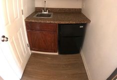 อื่นๆ 7 Rest Inn - Elizabeth