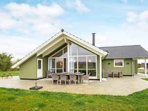 Bangunan 4 Splendid Holiday Home in Jutland With Whirlpool