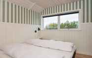 Kamar Tidur 4 Splendid Holiday Home in Jutland With Whirlpool