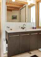 BATHROOM 8 Person Holiday Home in Saltum