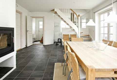 Kamar Tidur 8 Person Holiday Home in Lokken