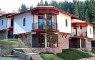 Luar Bangunan 2 Ski Chalets at Pamporovo - an Affordable Village Holiday for Families or Groups