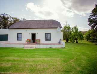 Exterior 2 Country Cottage in the Overberg