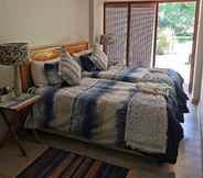 ห้องนอน 6 Cozy Triple Room With King Sized bed and Single Bed, Near Bloemfontein