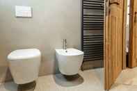 Phòng tắm bên trong Curt di Clement Eco Mobility Hotel