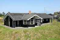 Bên ngoài Ideal Holiday Home in Hirtshals Denmark With Whirlpool