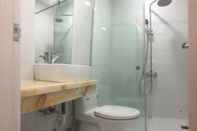 Toilet Kamar Deluxe Private Room 1 bed ,1 Bath 2 Guests