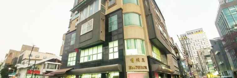 Exterior Dolma Guesthouse Hongdae