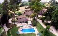 Nearby View and Attractions 5 Villa Teloni