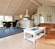 Common Space 7 5 Person Holiday Home in Glesborg