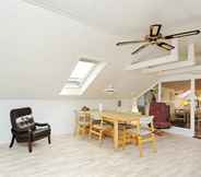 Ruang Umum 4 5 Person Holiday Home in Ans By